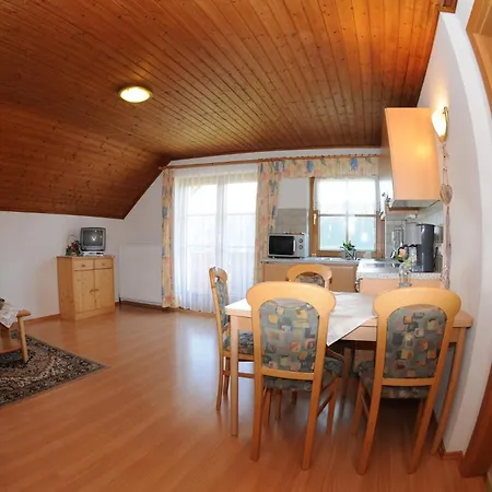 Haus Lukasser * Grobming
